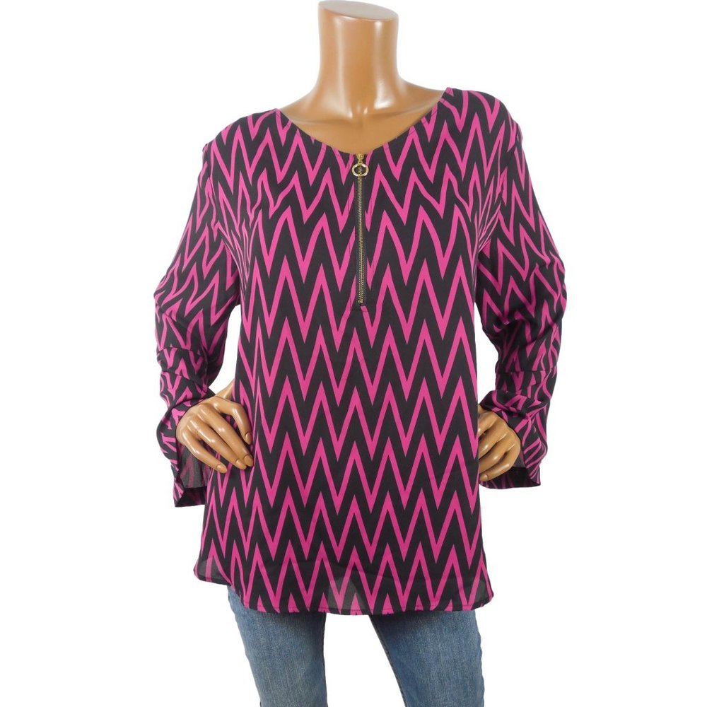 TACERA Top 2X Print Blouse Pink/Black Zig Zag Gold Zipper Front Long Flared Slvs